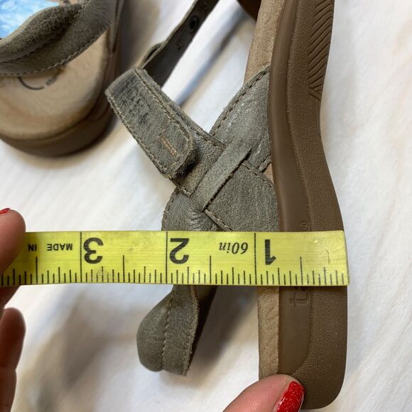 Taos Sandal Womens 6 Gray Swifty Open Toe Ankle Straps Slip On Casual Leather - Picture 10 of 11